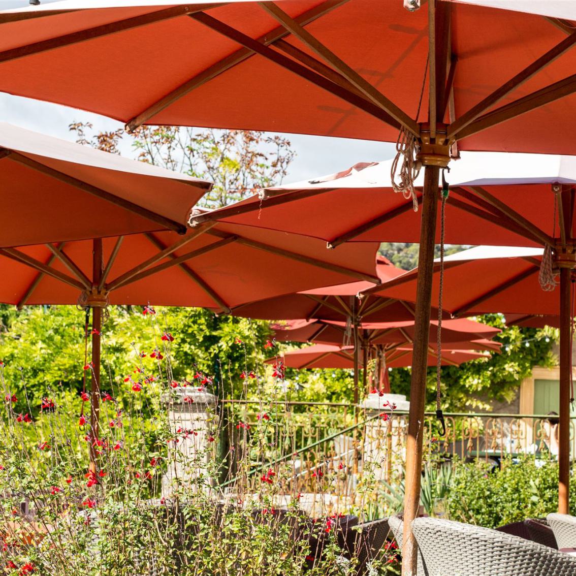 Auberge Du Cedre- Sonnenterrasse