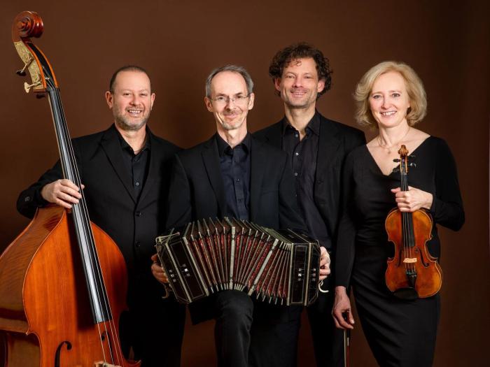 Cuarteto Nochero & Catalina Sophie